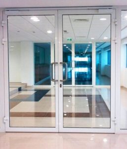 Противопожарная двупольная дверь со стеклом / серия FRM7298